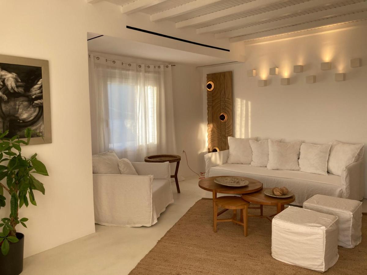 Ostraco Suites Mykonos Town Екстер'єр фото