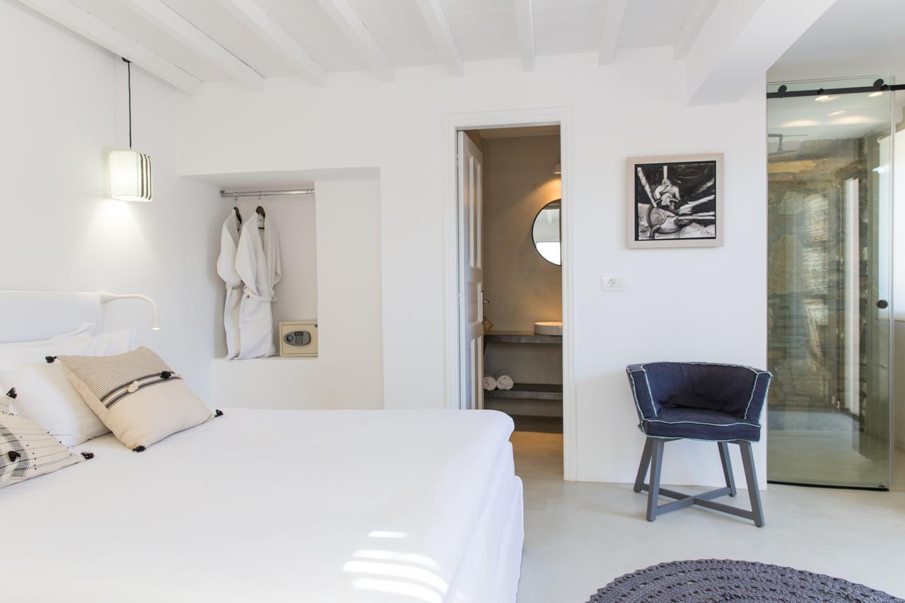 Ostraco Suites Mykonos Town Екстер'єр фото